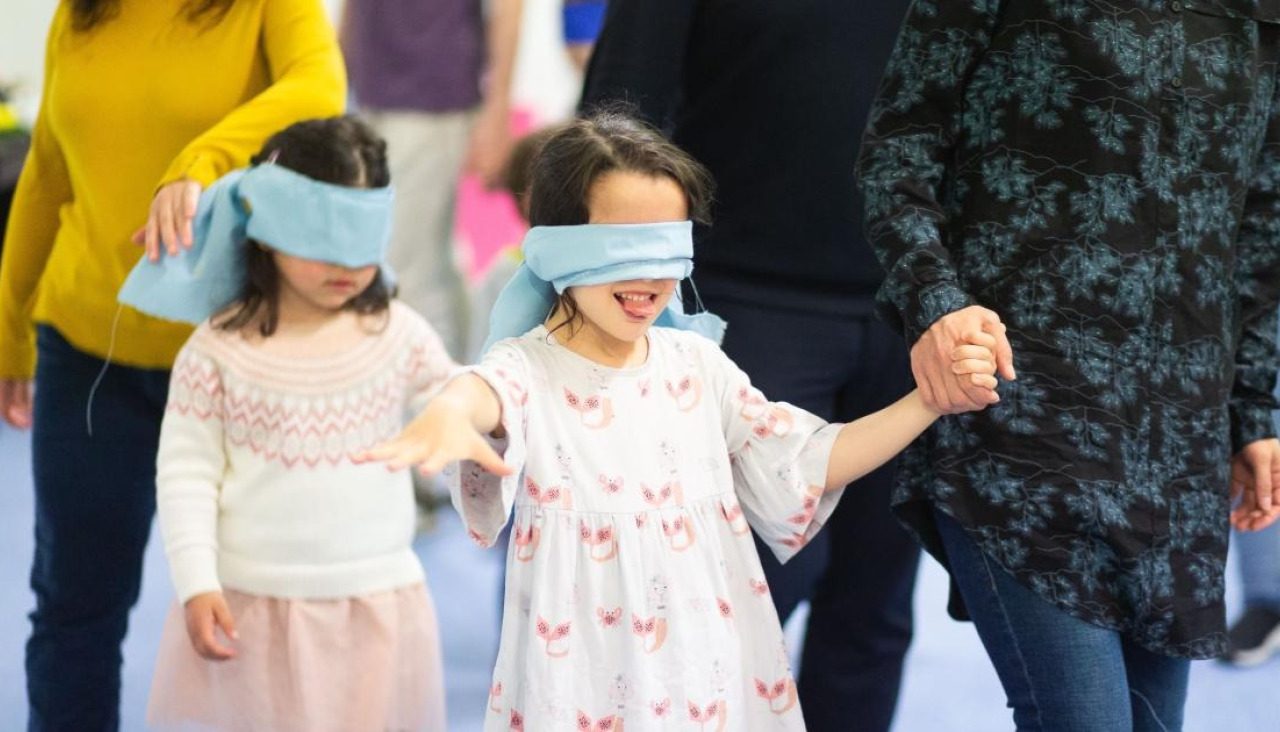 No obradoiro do CGAC do 7 de marzo, as familias explorarán a memoria das cidades palestinas e crearán recipientes, amuletos e paisaxes a partir de materiais naturais e inspiración artística