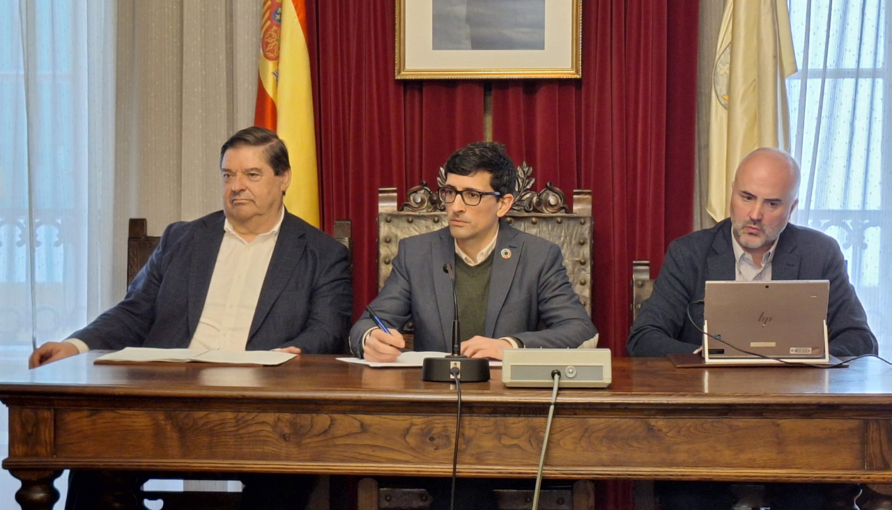 Reunión celebrada en el Concello de Padrón