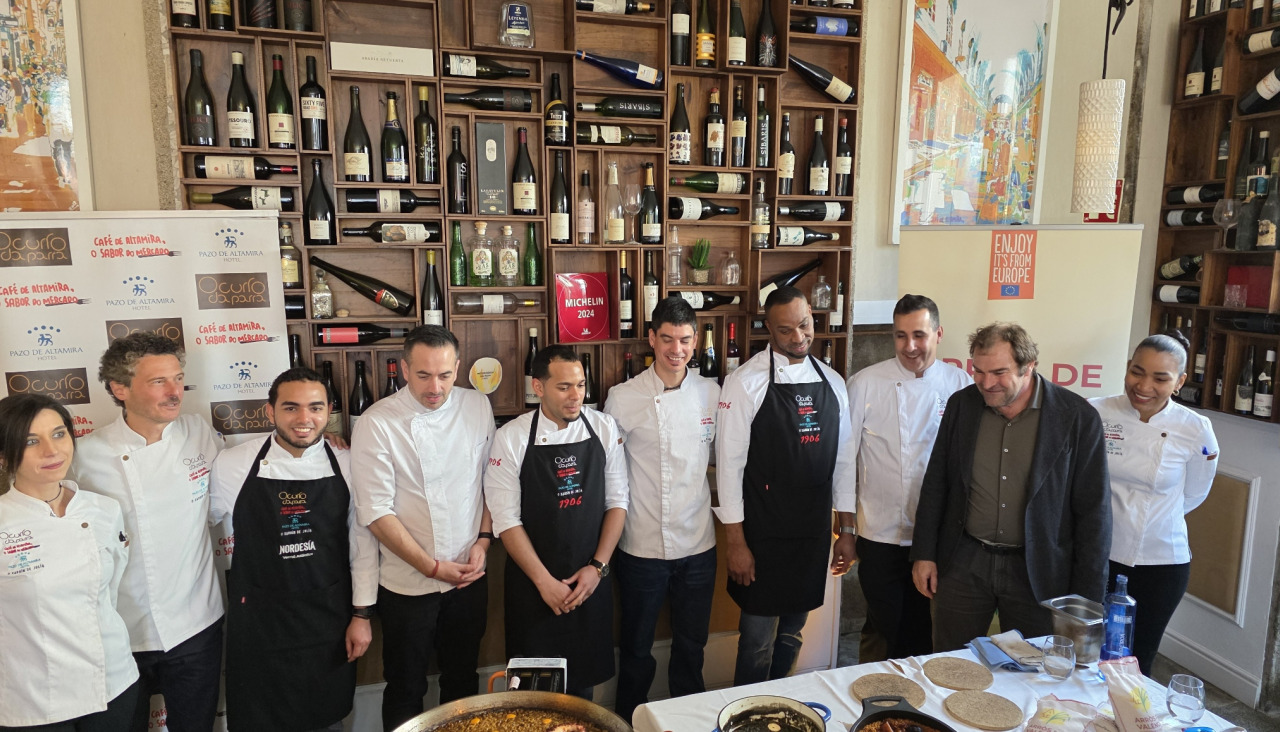 Los chefs del Café de Altamira, durante la presentación de las nuevas jornadas gastronómicas centradas en el arroz de Valencia