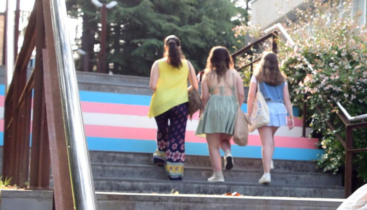 A iniciativa, financiada pola Vicerreitoría de Estudantes e Cultura da Universidade de Santiago de Compostela, busca sensibilizar sobre a realidade das persoas trans