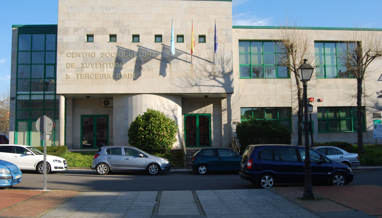 Casa da Cultura de Bertamiráns, donde tendrá lugar la representación
