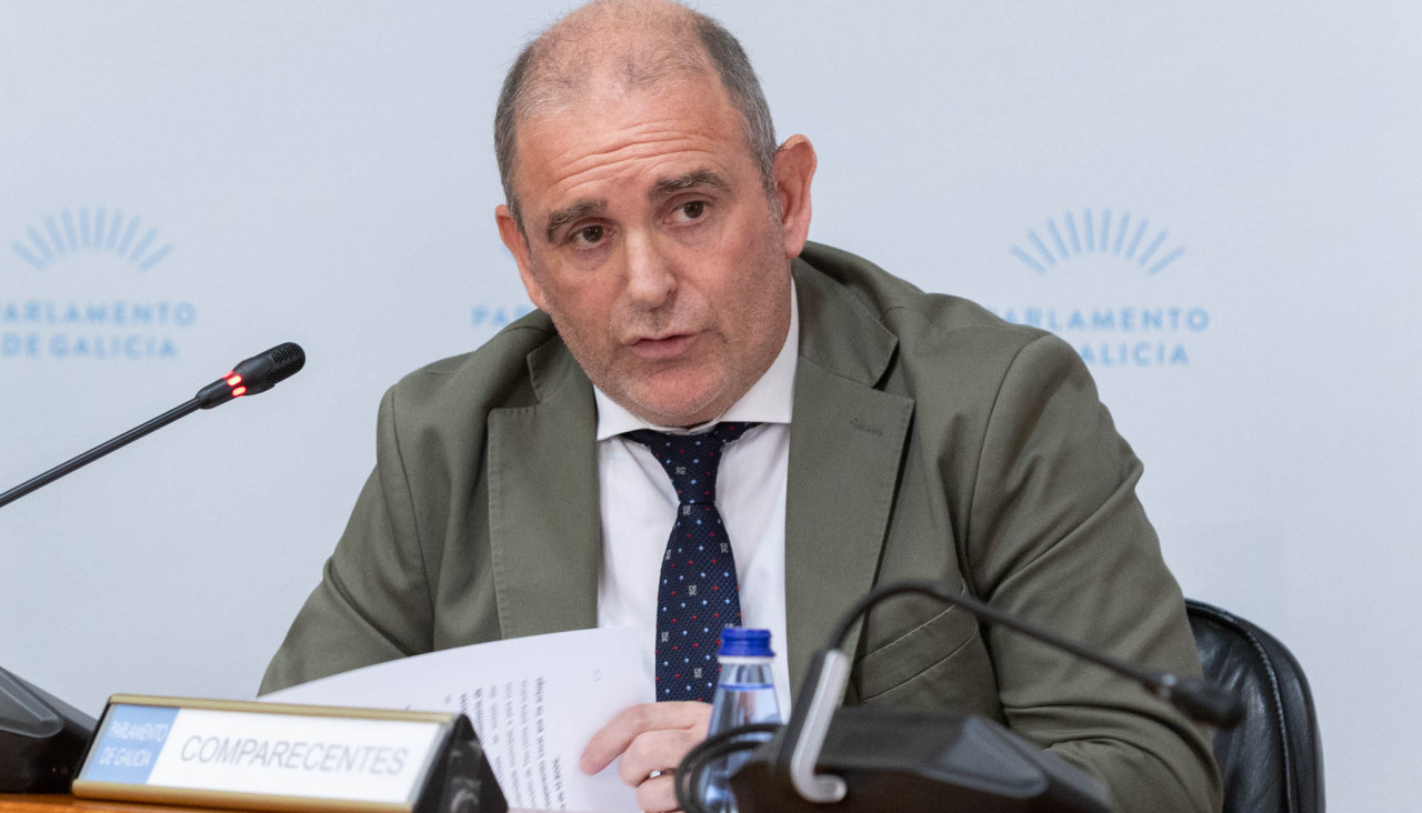 El director xeral de Asistencia Sanitaria, Alfredo Silva, intervino este jueves en el Parlamento de Galicia