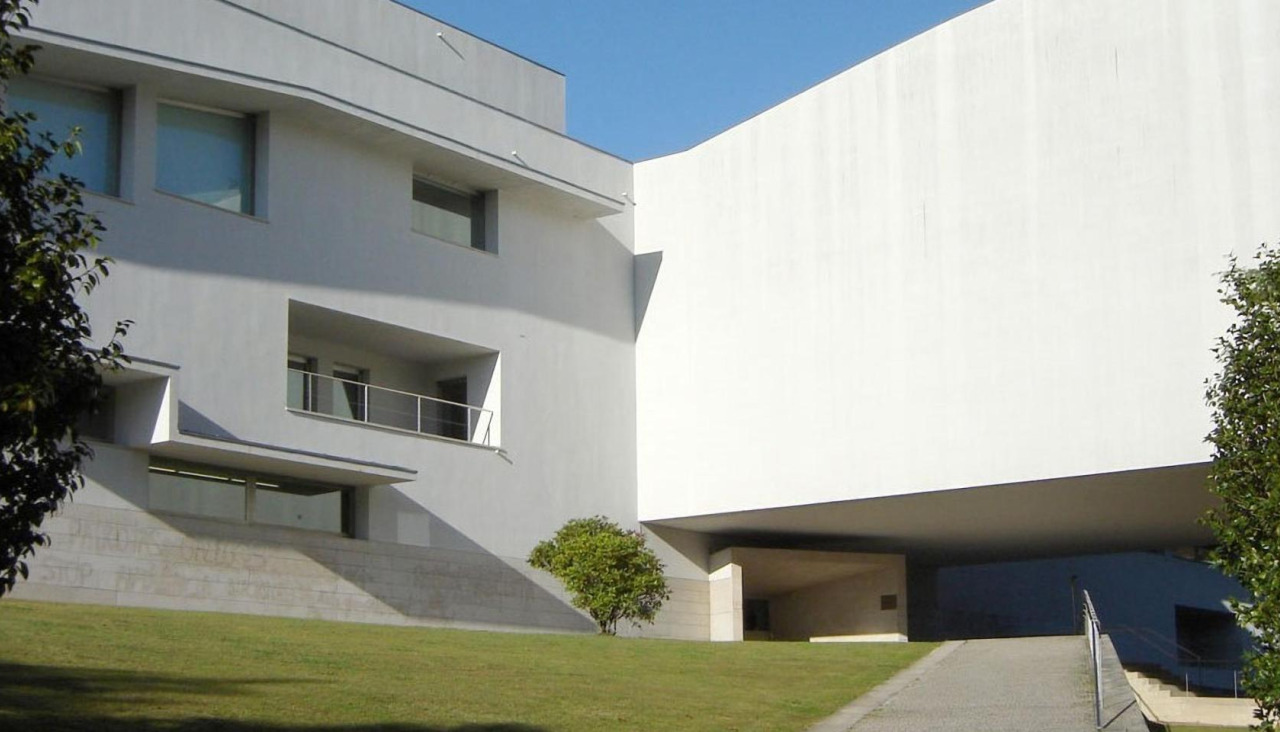 La Facultade de Ciencias da Comunicación acogerá el acto central del 80 aniversario de la APSC