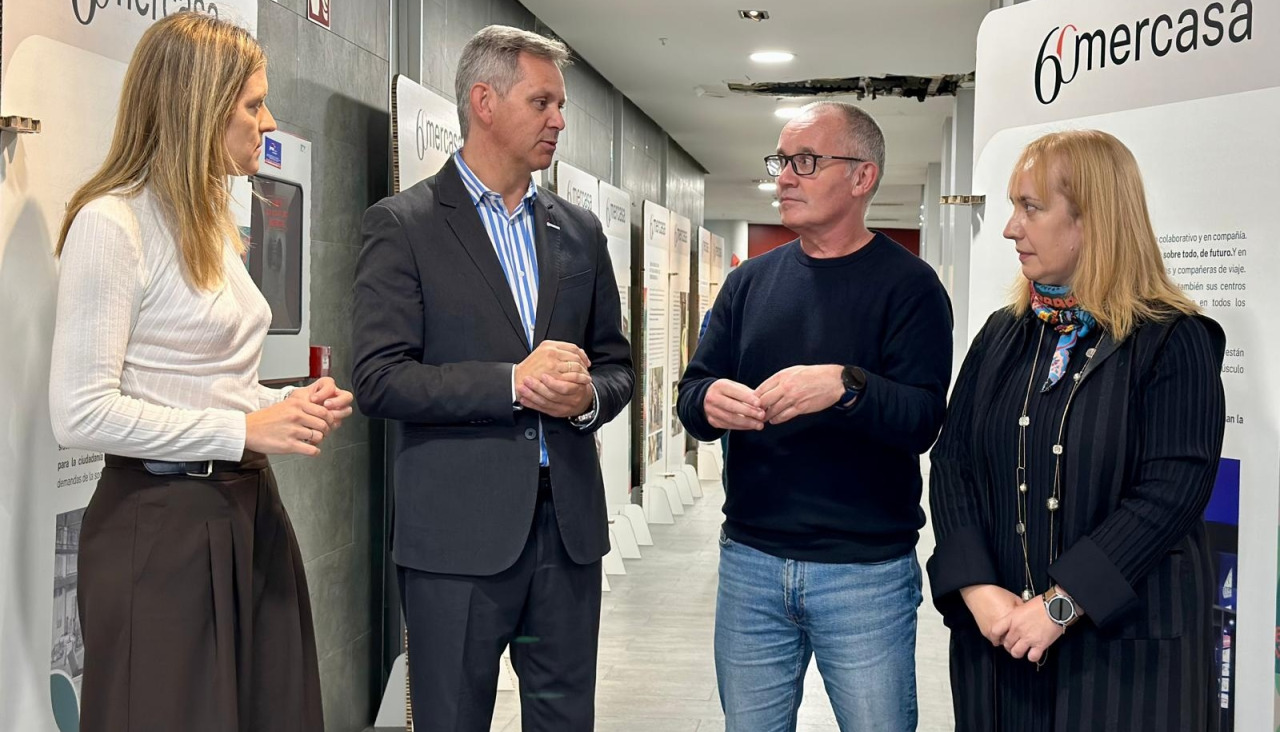 A exposición itinerante repasa a evolución de Mercasa desde 1966 e destaca o papel da Rede de Mercas no abastecemento alimentario e na distribución de produtos frescos