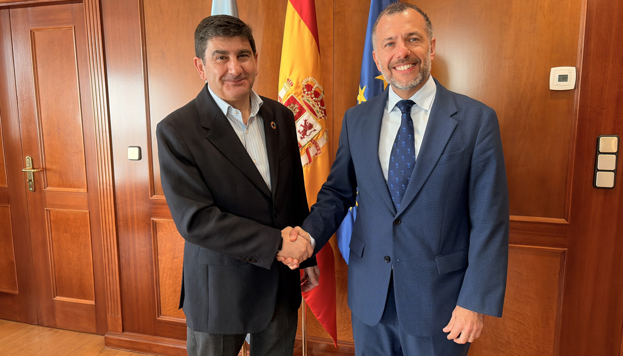 Pedro Blanco, delegado de goberno y Ramiro Rodríguez Bausero, cónsul xeral de Uruguai en Galicia