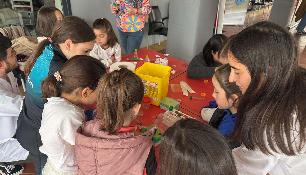 Los más pequeños aprenden en el Pint Kids