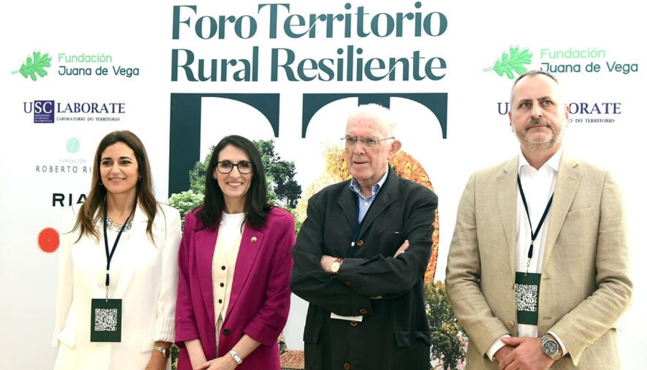 A reitora da USC inaugurou o Foro Territorio Rural Resiliente no Edificio CINC da Cidade da Cultura, unha iniciativa centrada na reflexión sobre o futuro do rural en Galicia