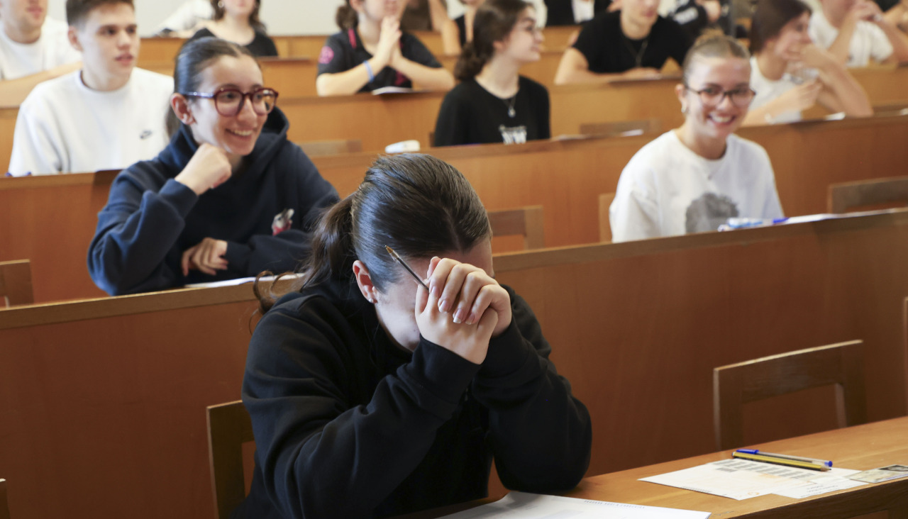 Más de trece mil estudiantes gallegos se enfrentan desde esta mañana a las pruebas de la PAU