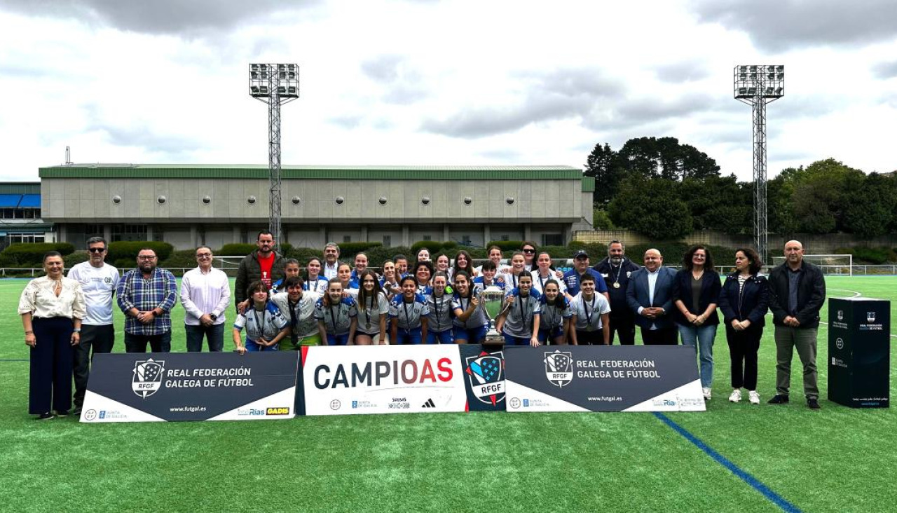 Las campeonas con el título copero