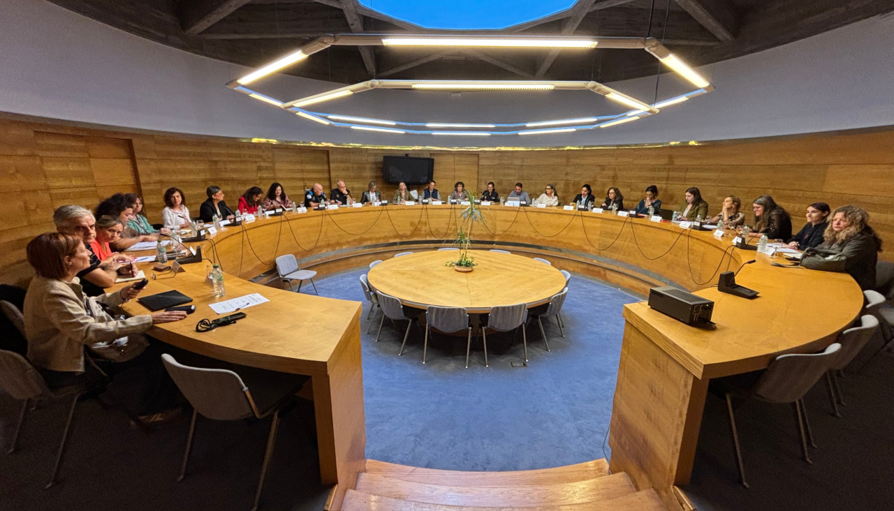 A Mesa Local de coordinación interinstitucional contra a violencia de xénero reuniuse este xoves en Santiago para analizar a evolución da atención ás vítimas e acordar novas medidas de prevención