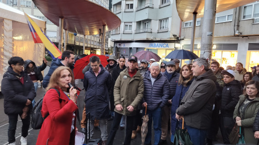 Manifestación por Venezuela en Santiago (10)