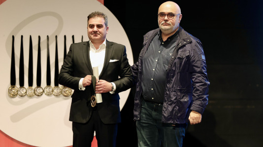 La empresa Ferrecal, distinguida por su apoyo al patrocinio deportivo, refuerza su compromiso con el deporte compostelano